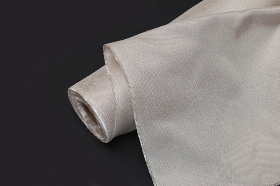 HT2025 ผ้าใยแก้ว Texturized เชื่อมผ้าห่มไฟม้วนหนา 1 มม. 550 Degree